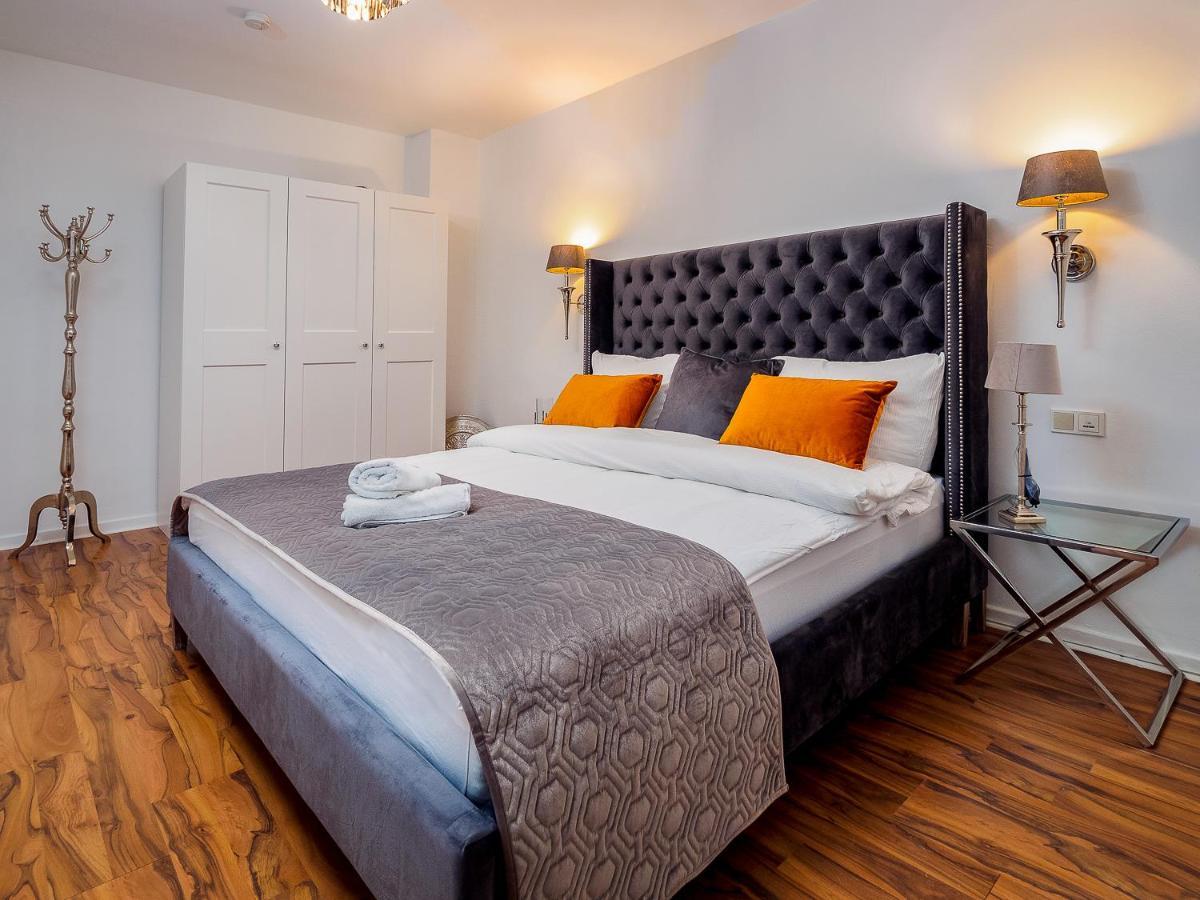 Gemuetliche & Individuelle Ferienwohnungen In Krefeld - Junik Apartments Ngoại thất bức ảnh