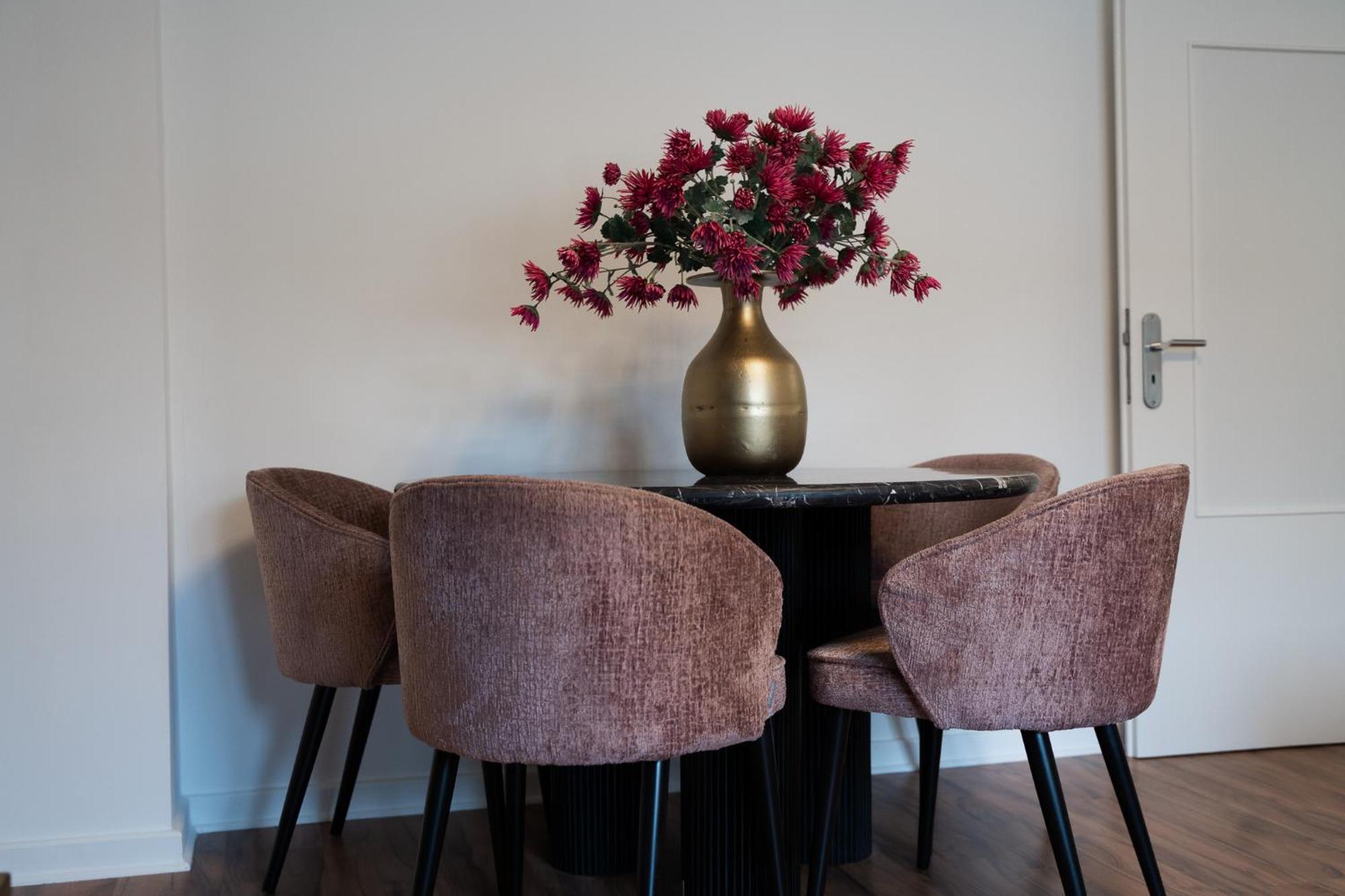 Gemuetliche & Individuelle Ferienwohnungen In Krefeld - Junik Apartments Ngoại thất bức ảnh